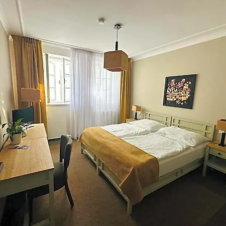 Wellness Gendorf فندق
